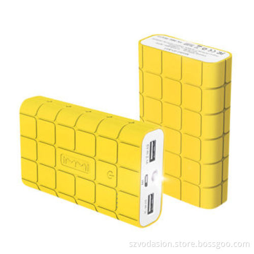 Wholesale New Unique Design 8,000mAh Universal Power Bank with LED Flashlight